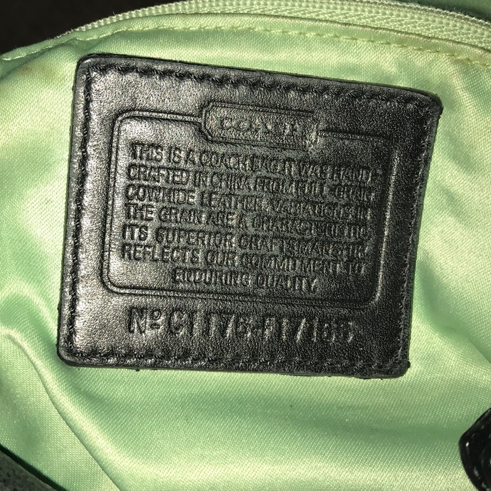 Authentic Coach black pebbled leather purse - Picture 5 of 6